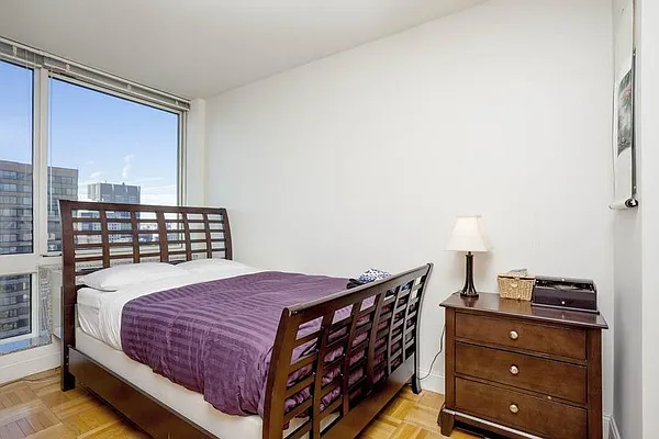Rented by Keller Williams NYC | media 30