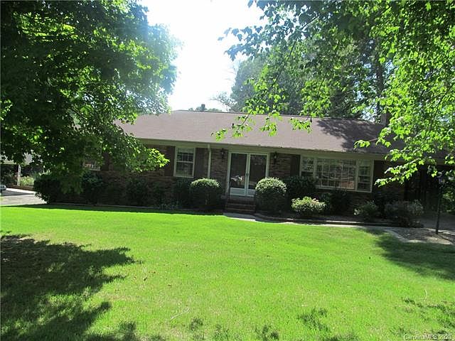 1st image of 1919 Berkshire Dr