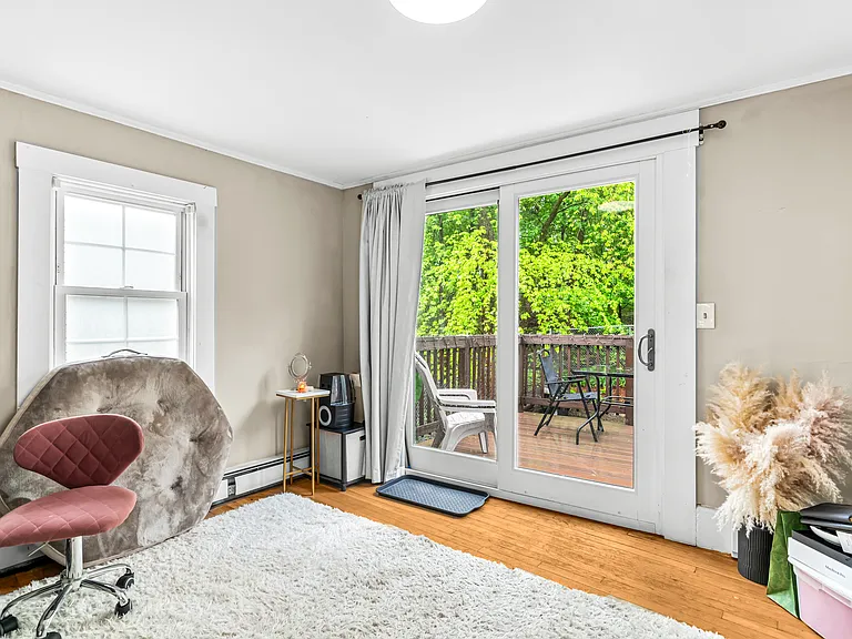 121 Franklin St #2 — Photo 3