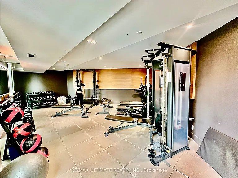 57 Brock Ave #704 — Photo 29