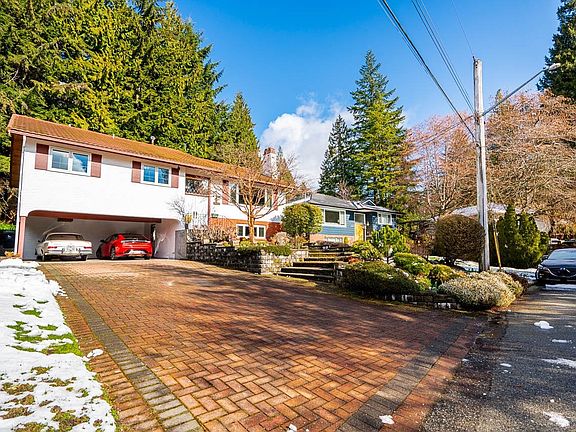 3rd image of 4651 Valley Rd