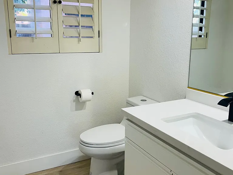 Powder room