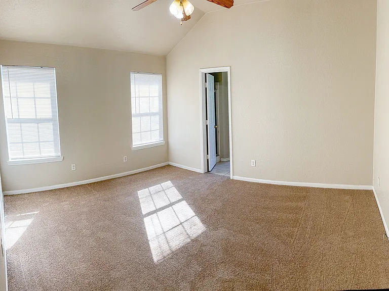 4506 Mildred Ave — Photo 11