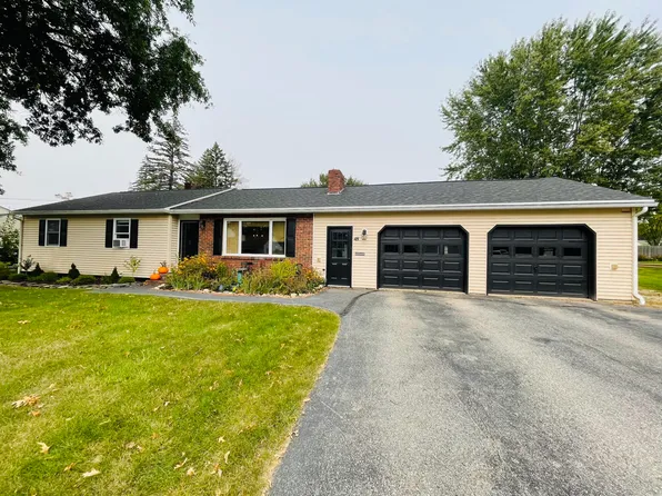 48 Sunset Strip, Brewer, ME 04412