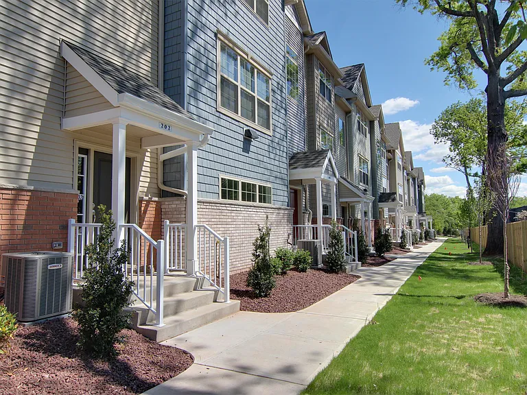 Gramercy Townhomes - 205 — Photo 36
