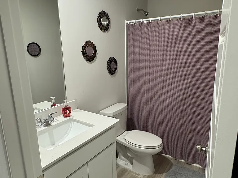 901 Moray Ln — Photo 12