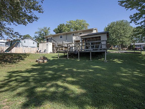 4th image of 10816 Dineen Dr