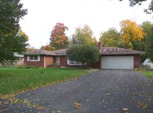 406 Maple Dr, Catlin, IL 61817