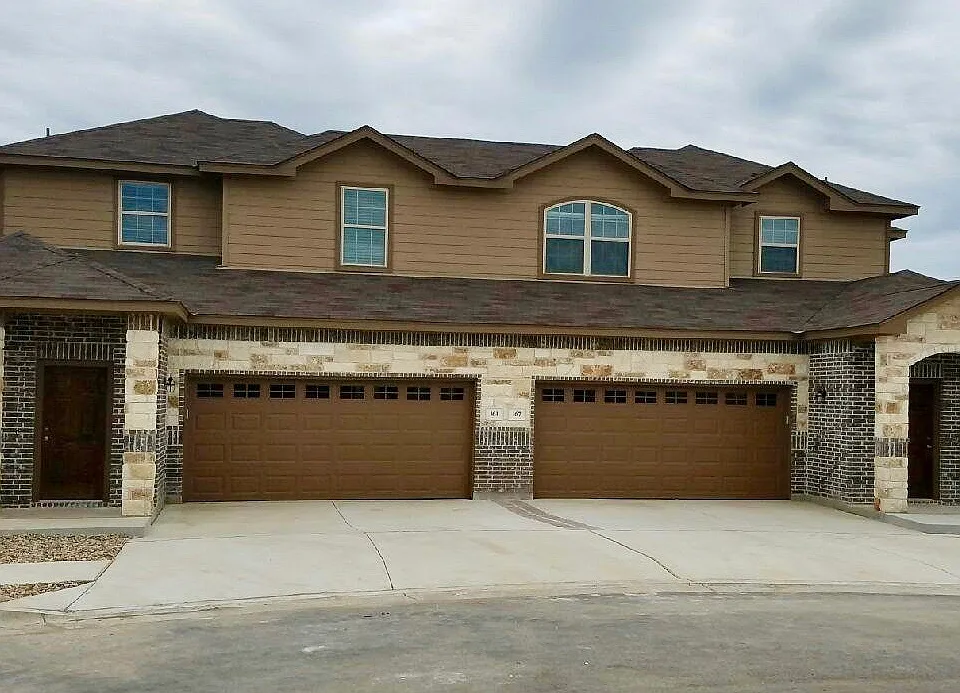 166 Lakeview Ct