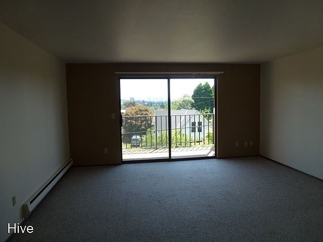 1st image of 7101 Roosevelt Way NE APT 203