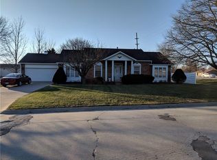 313 8th St, Perry, IA 50220