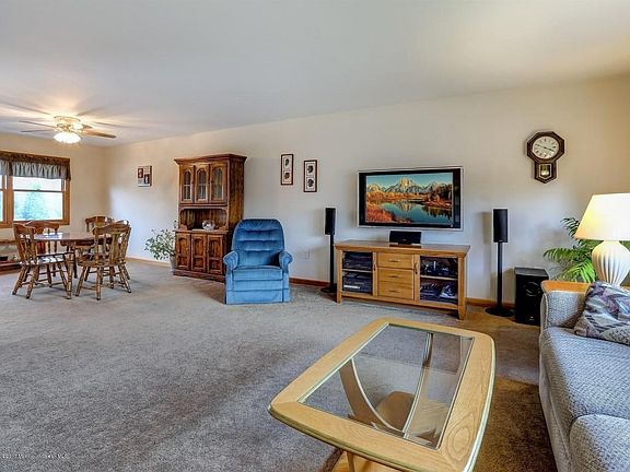 Living & Dining Room