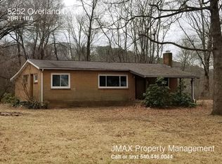 5252 Overland Dr, Roanoke, VA 24018