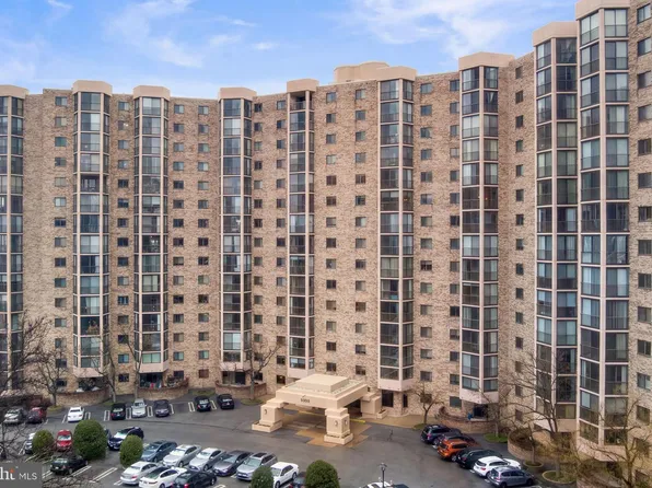 5903 Mount Eagle Dr APT 103, Alexandria, VA 22303