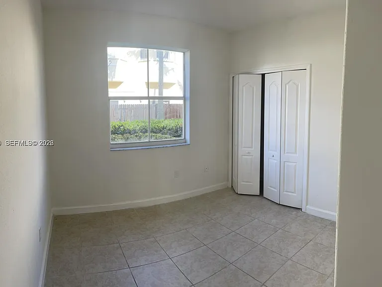 1660 SE 29th St #109 — Photo 6