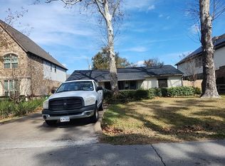 6518 Saxet St, Houston, TX 77055