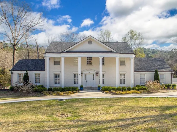 26 Pebble Beach Dr, Little Rock, AR 72212