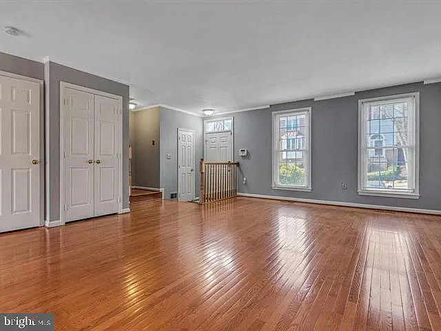 3 bed, 3.5 bath, 1674 sqft, $3,500 — Photo 2