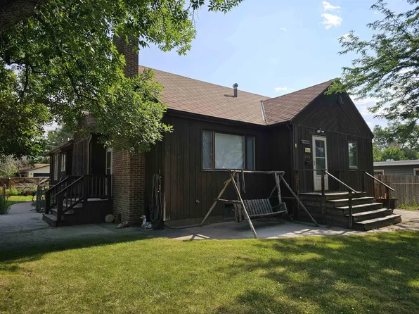 520 Obie Sue Ave, Worland, WY 82401