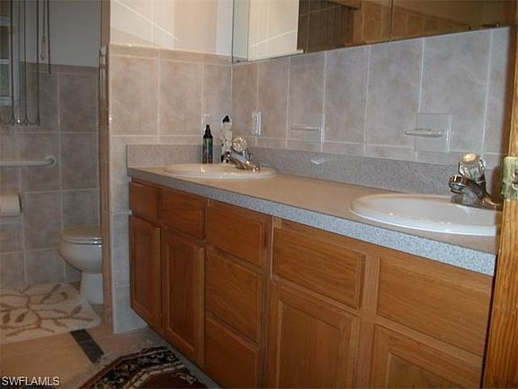 4th image of 304 Columbus Ave