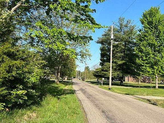 4th image of 2615 Moler Rd