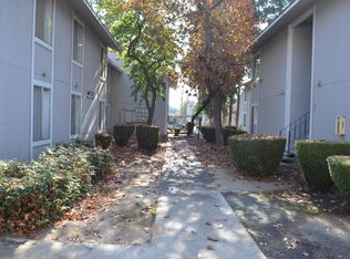 4669 E Alamos Ave, Fresno, CA 93726