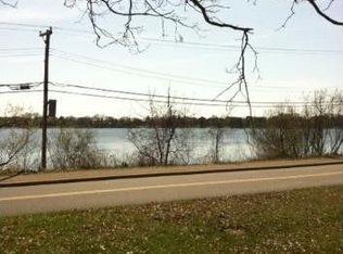 1435 Birch Lake Blvd N, White Bear Lake, MN 55110