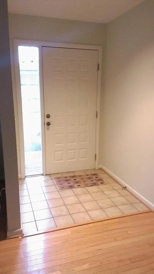 Woods Edge End Town Home with 2 Car Garage - Rent TBD — Photo 2