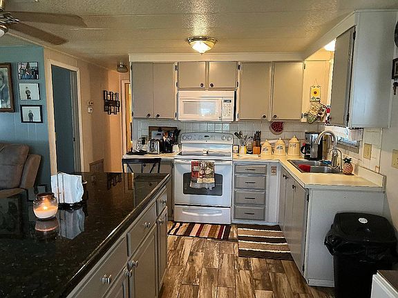 2nd image of 152 Camellia Dr #169