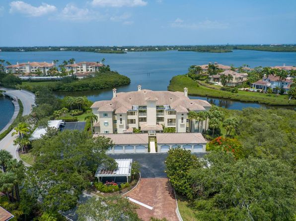 5250 E Harbor Village Dr APT 102