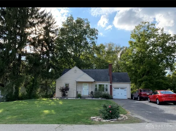 1147 Brookside Dr, Dayton, OH 45434