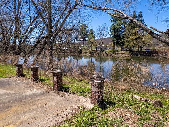 5th image of 205 217 County Rd #26