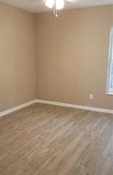 326 Clark St — Photo 15