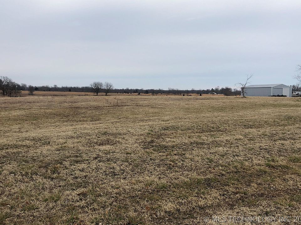 2nd image of 4050 South Rd