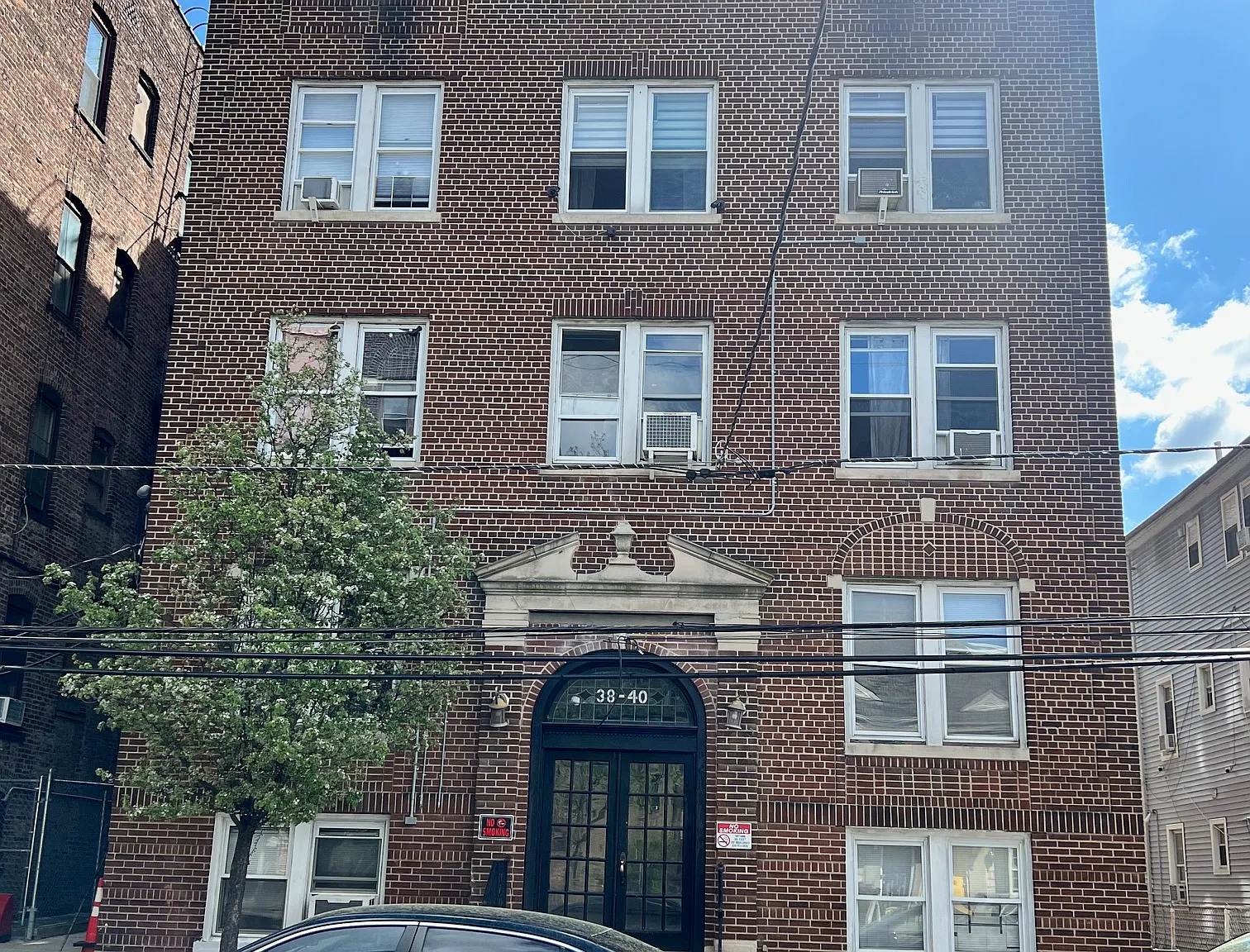 38-40 Kelly Parkway — Photo 1