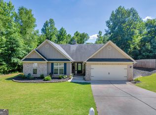 83 Coopers Hawk Ln, Jefferson, GA 30549