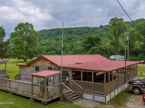 3rd image of 13431 West Hwy #68