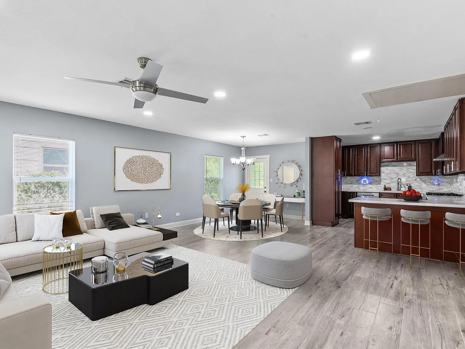 4 bed, 2.0 bath, 1656 sqft, $2,400 — Photo 2