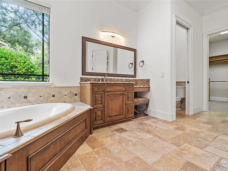9841 Covent Garden Dr — Photo 27
