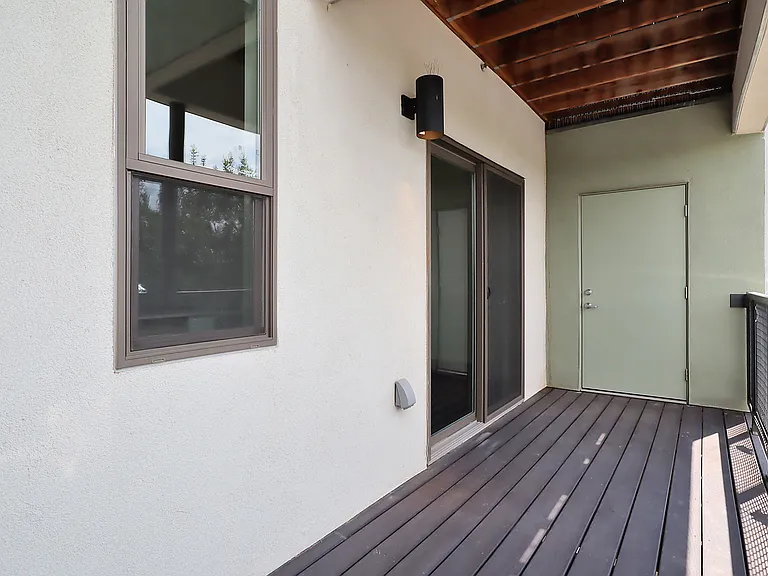 212 balcony has storage closet