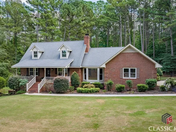 112 Hidden Lake Drive, Hull, GA 30646