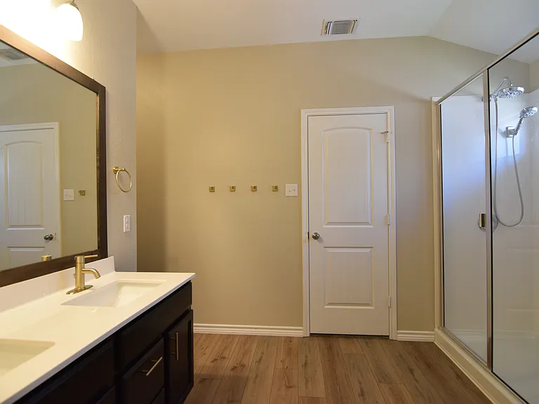 5914 Galveston Rd — Photo 13