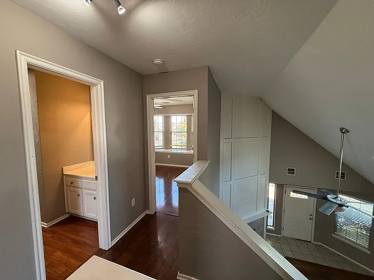 1404 SW 22nd St — Photo 15
