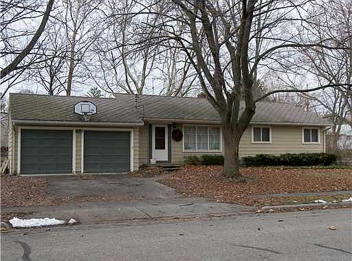 1st image of 467 E Moorland Dr