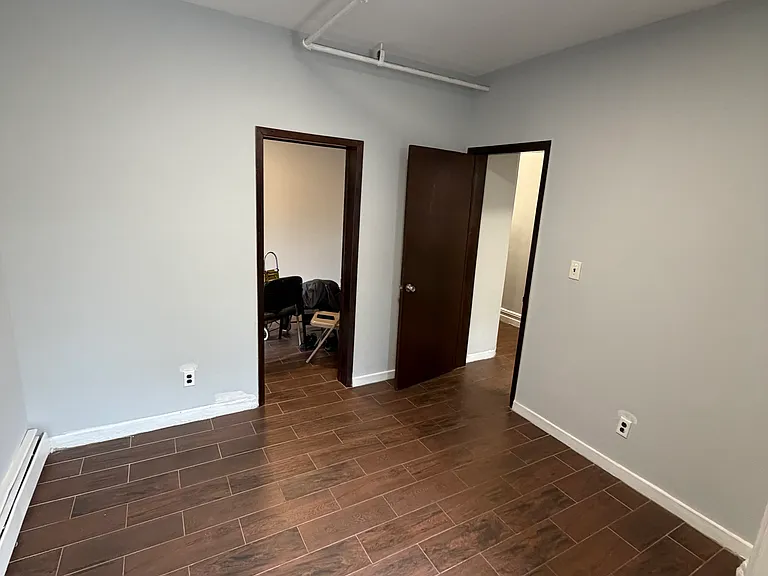 160-09 Hillside Ave #1 — Photo 8