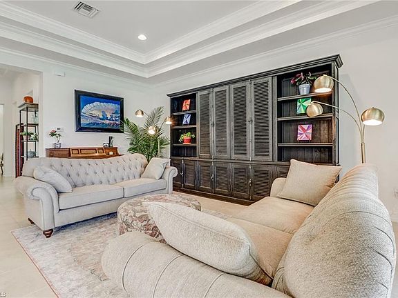 5th image of 9289 Glenforest Dr