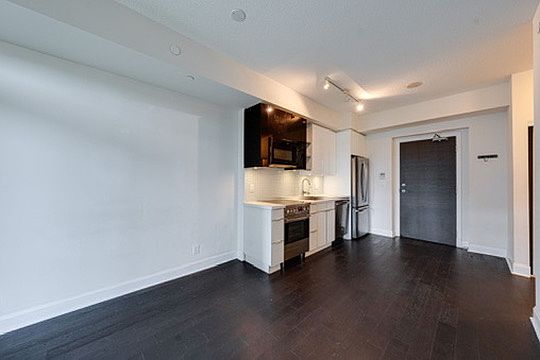 1st image of 33 Shore Breeze Dr