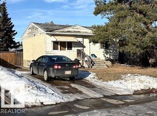 15936 106th Ave NW, Edmonton, AB