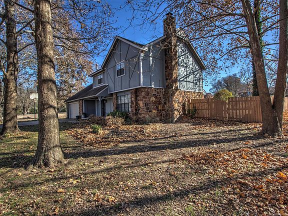 3rd image of 9042 E Salem Dr