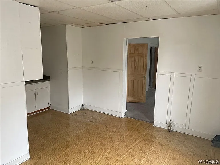 226 Longnecker St — Photo 16